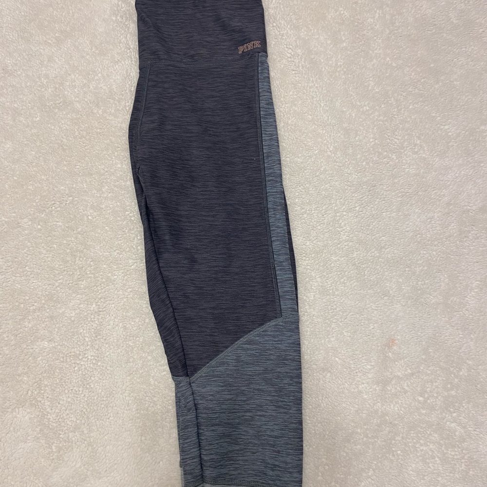 worn twice
no stains
size small